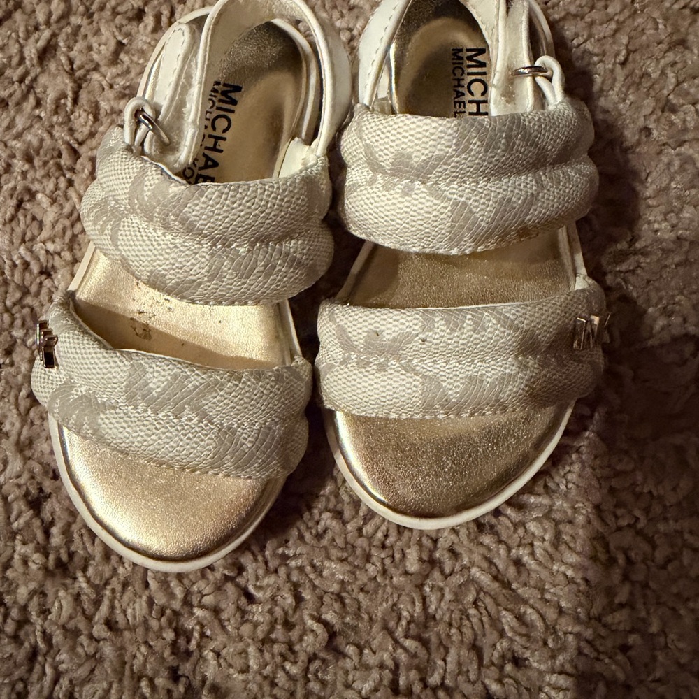 Michael Kors Kids' Cream and Gold Sandals